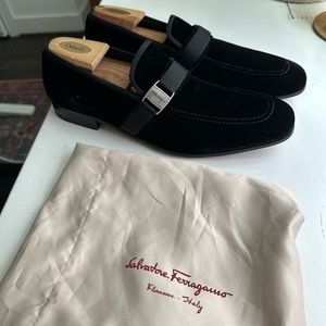 Ferragamo Men's Shoes Danny II Velvet Loafer